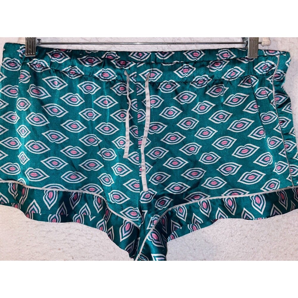 Victoria Secret Pajama Shorts boxy XL Sleep satin sexy women's green lips